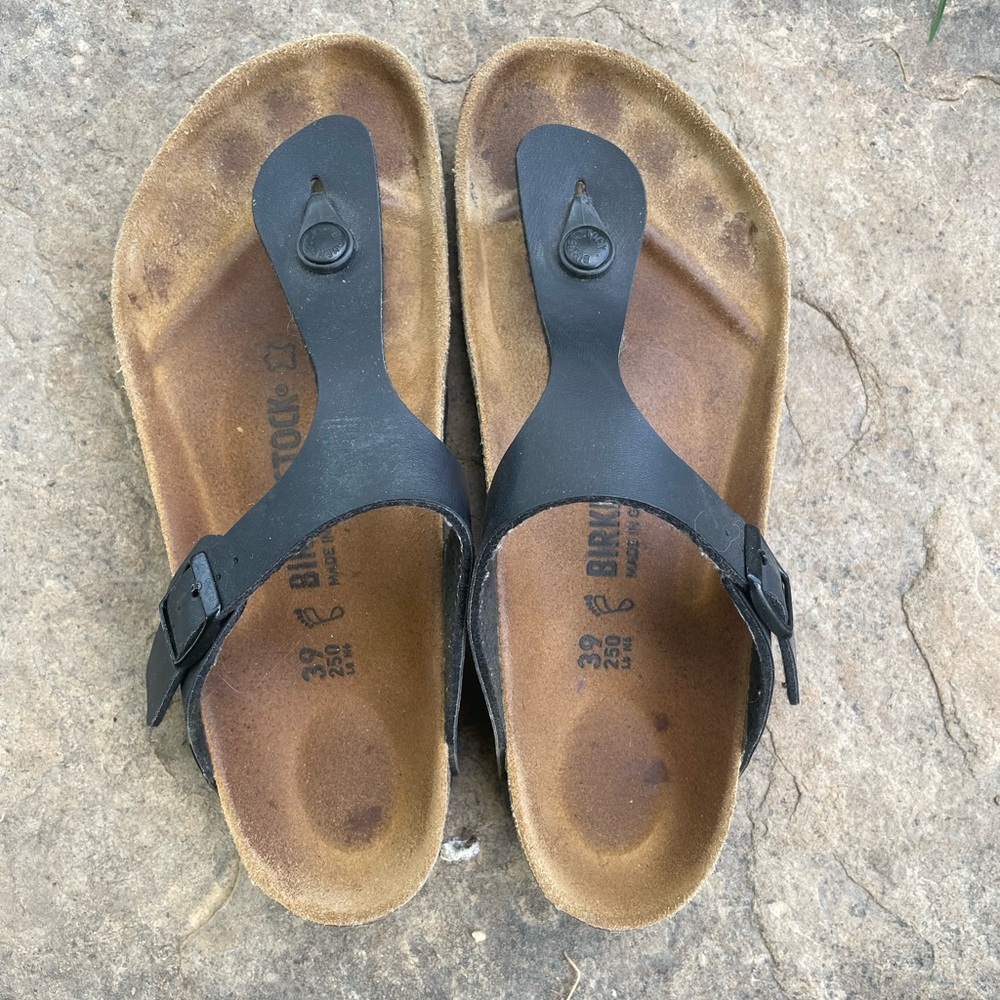 Birkenstock’s Gizeh Birko-Flor EU 39, L8 M6